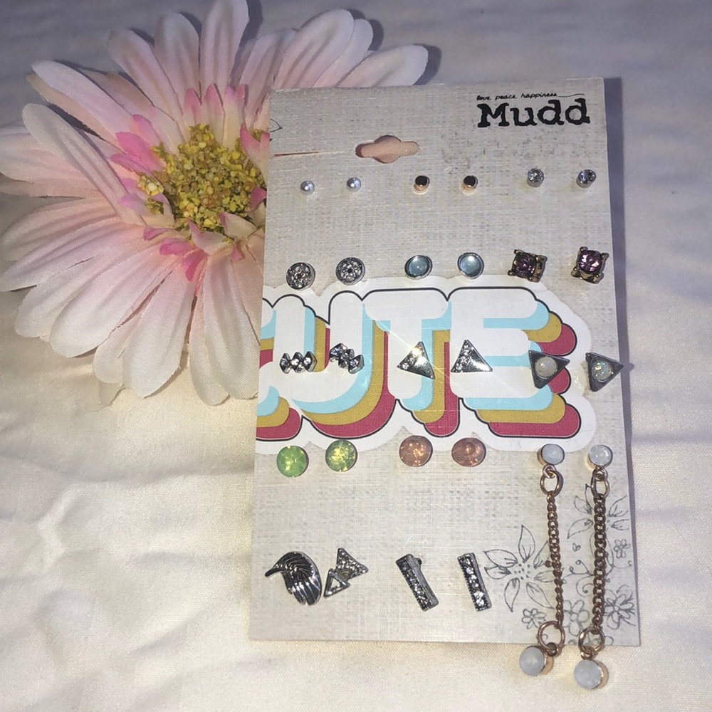 ‼️Mudd earrings, 14 pair